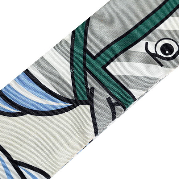 Hermes Twilly All-Over Pattern Scarf Canvas Scarf 222-43970 in Good condition - Picture 2 of 7